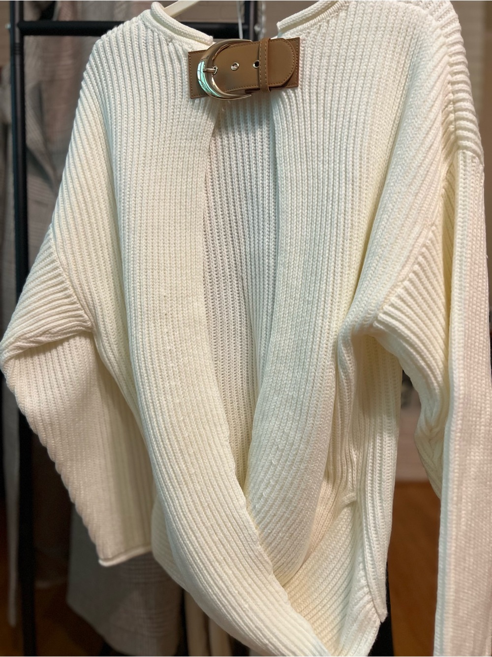 Cream Ribbed Crewneck Sweater - L - Picture 2 of 6